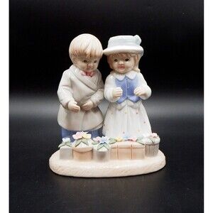 Children Boy And Girl Couple Garden Flowers Porcelain Figurine Unmarked